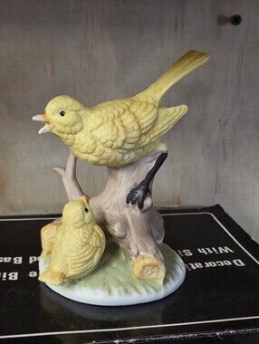 Ceramic Bird Figurine On Base Vintage 1970s